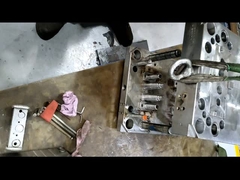 इंजेक्शन मोल्डिंग छोटे भागों आपके विनिर्माण जरूरतों के लिए कस्टम प्लास्टिक समाधान