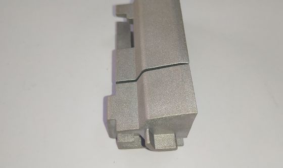 OEM सैंडब्लास्टेड डाई कास्टिंग पार्ट्स स्टेनलेस स्टील प्रेसिजन कास्टिंग एएसटीएम