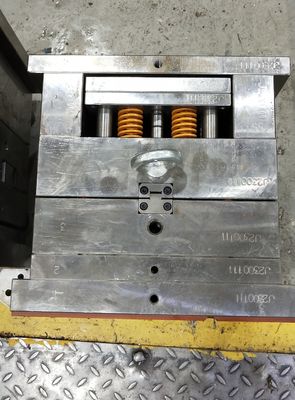 LKM HASCO कस्टम ABS प्लास्टिक इंजेक्शन मोल्डिंग सेवाएँ